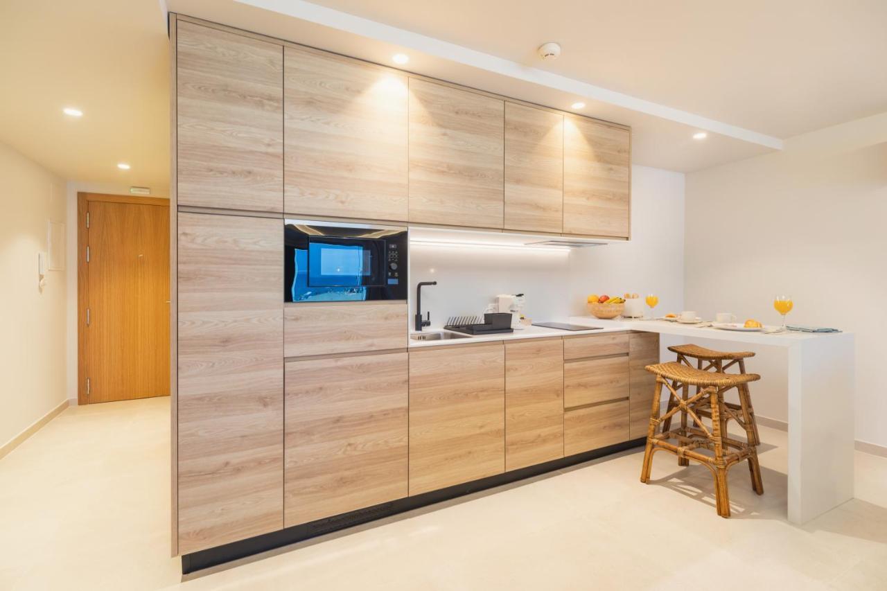 Apartamentos Playa Victoria Кадис Экстерьер фото